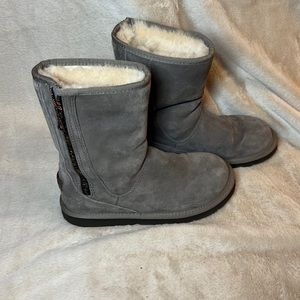 Ugg Boots - zipper on side - taupe - women’s size 7